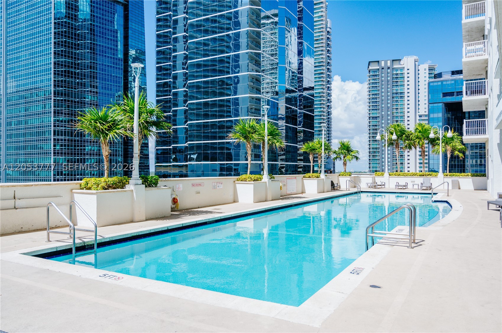 THE CLUB AT BRICKELL BAY - Residential