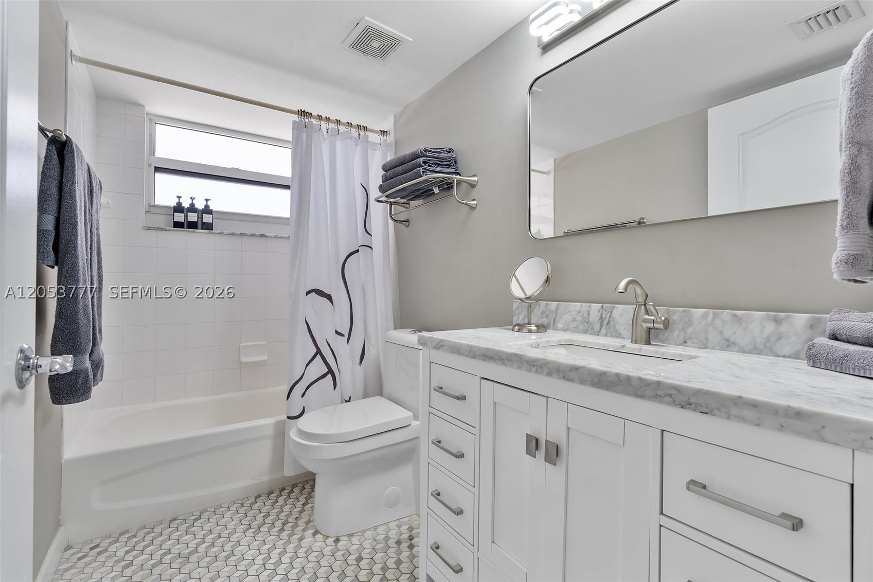 THE CLUB AT BRICKELL BAY - Residential