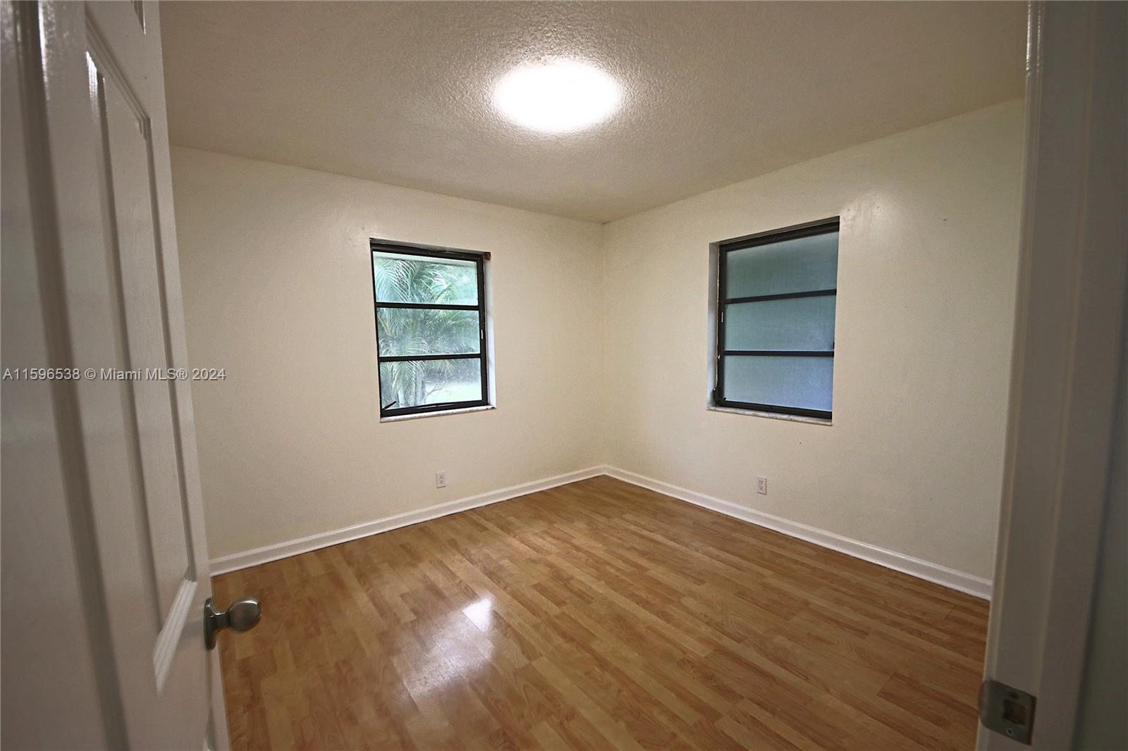 LOXAHATCHEE ACRES - Residential