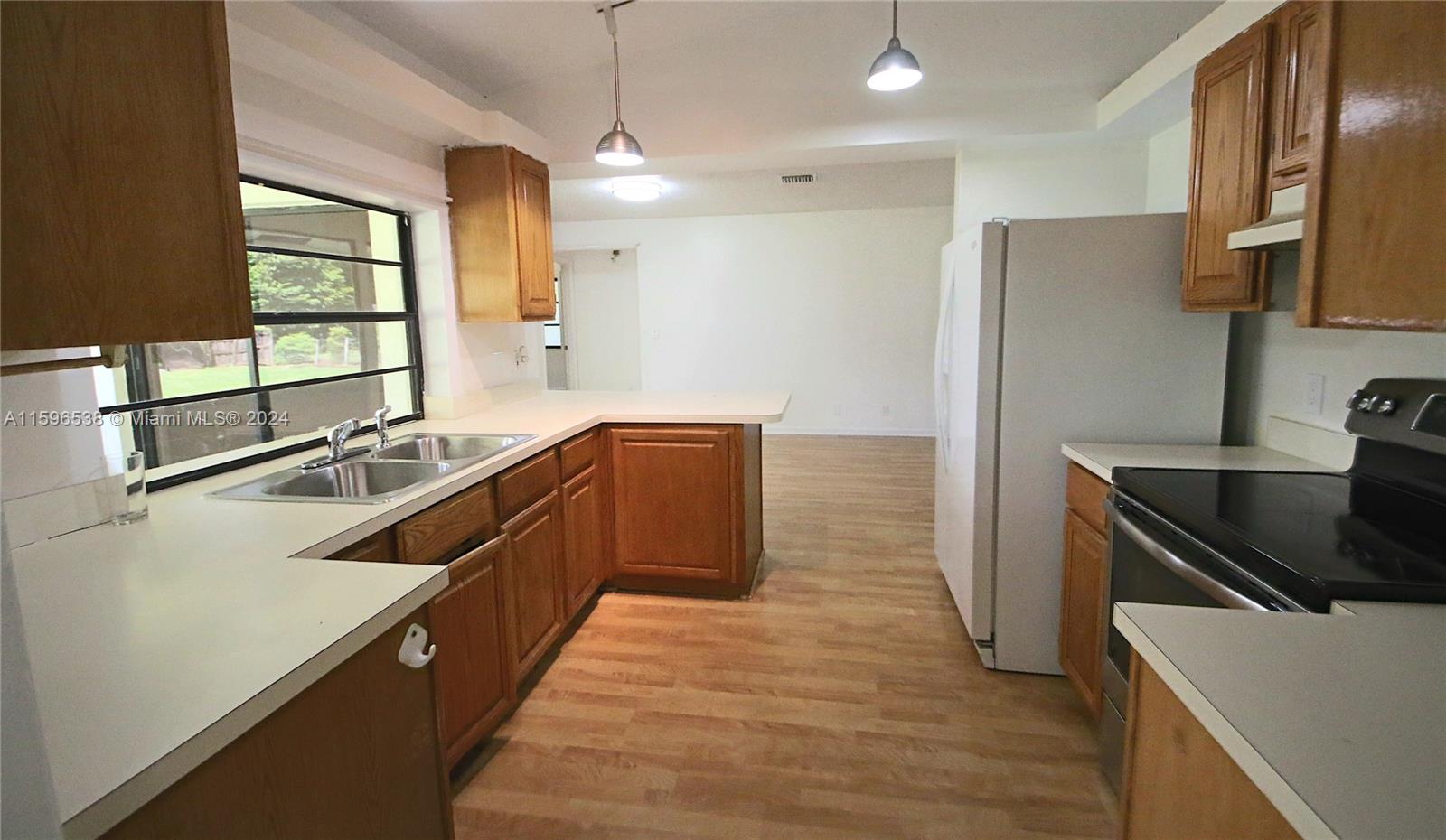 LOXAHATCHEE ACRES - Residential