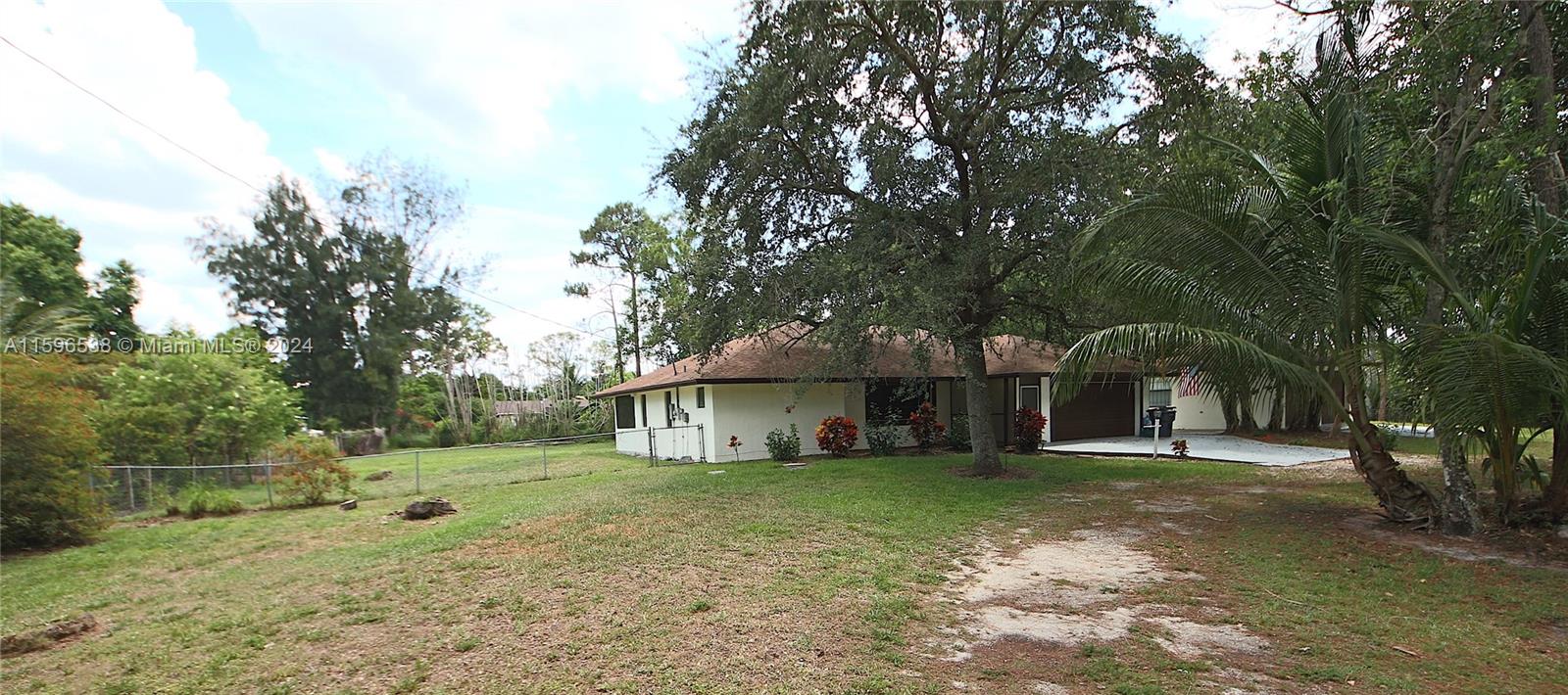 LOXAHATCHEE ACRES - Residential