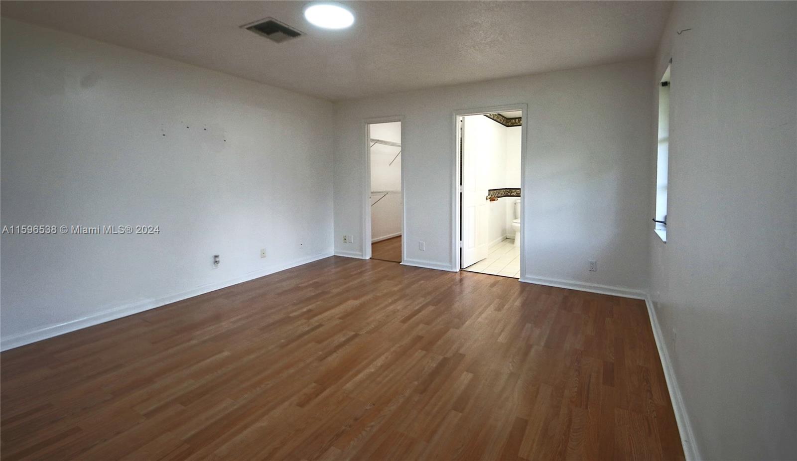 LOXAHATCHEE ACRES - Residential