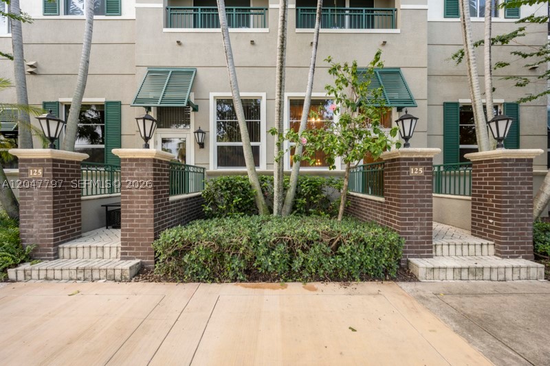 VERANDA CONDO - Residential Lease