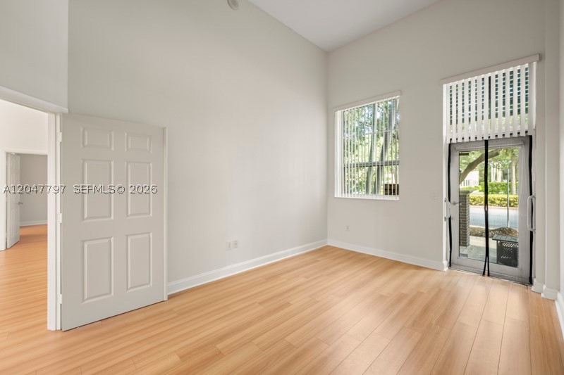 VERANDA CONDO - Residential Lease