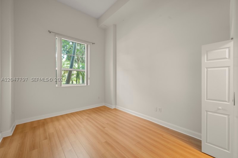 VERANDA CONDO - Residential Lease