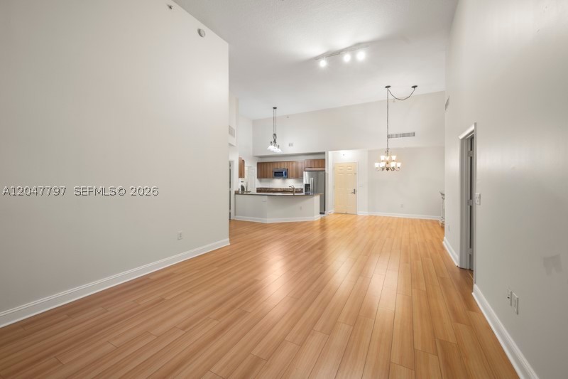 VERANDA CONDO - Residential Lease