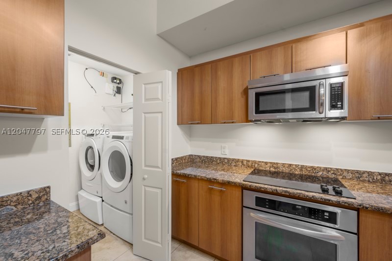VERANDA CONDO - Residential Lease