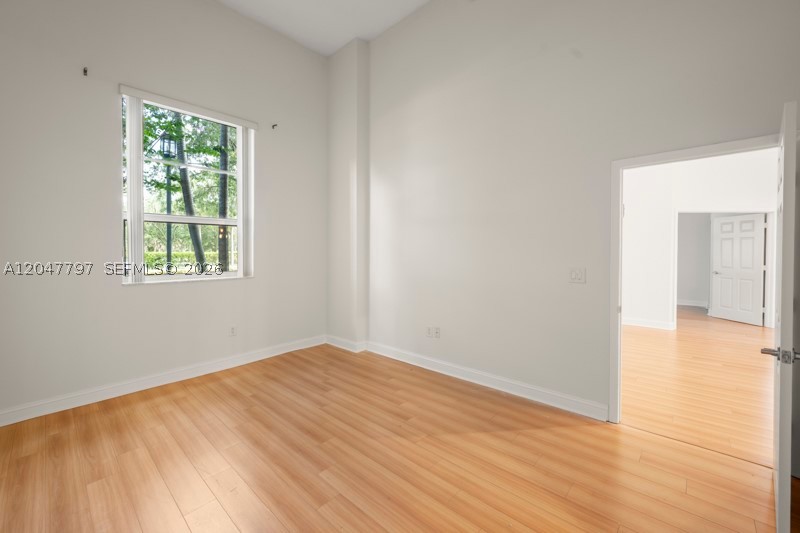 VERANDA CONDO - Residential Lease