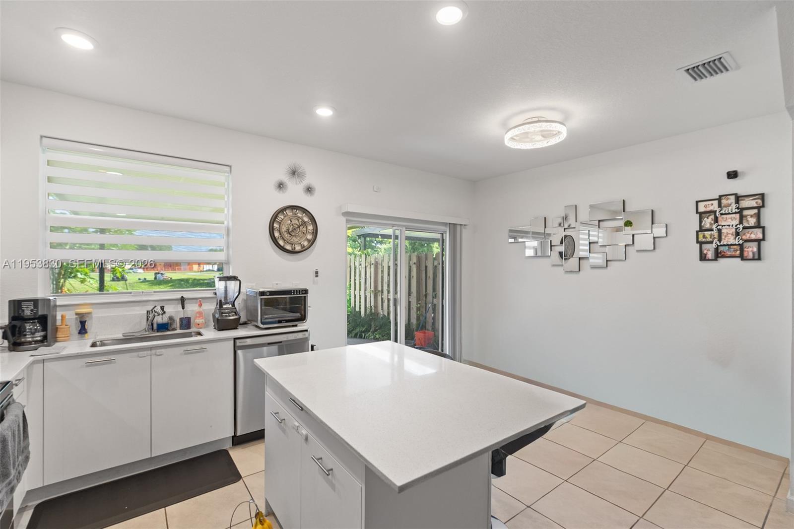 WESTVIEW PARK SEC 1 - Residential