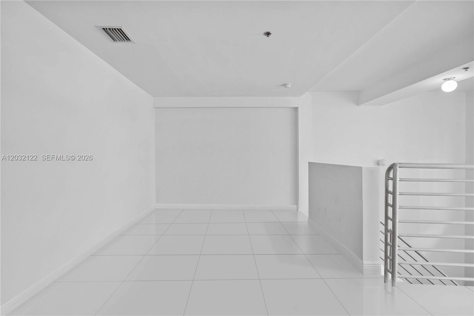 CASABLANCA VILLAS CONDO - Residential Lease