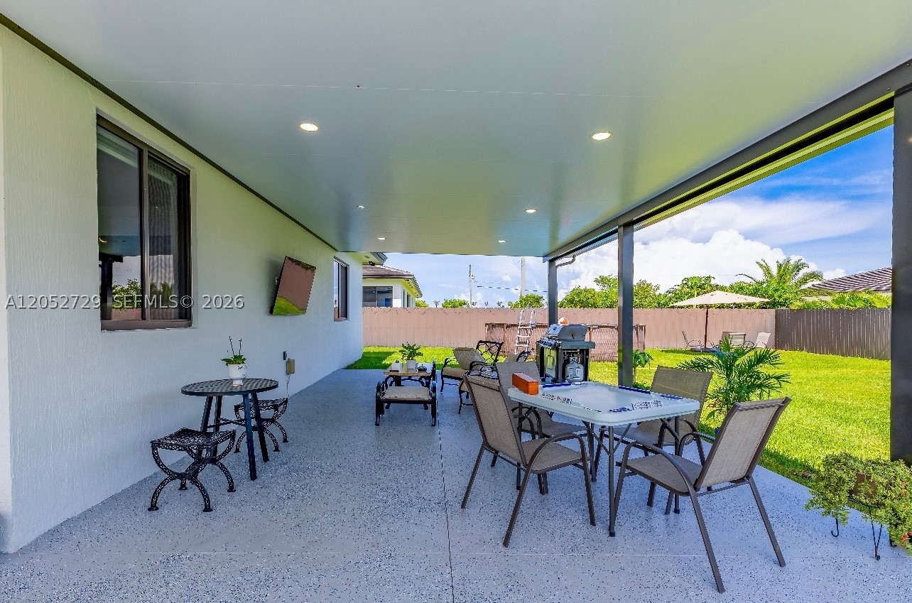 SOUTHERN COVE - Residential