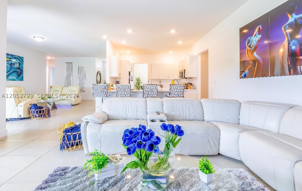 SOUTHERN COVE - Residential