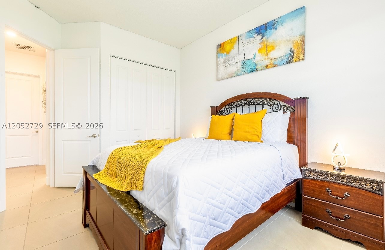 SOUTHERN COVE - Residential