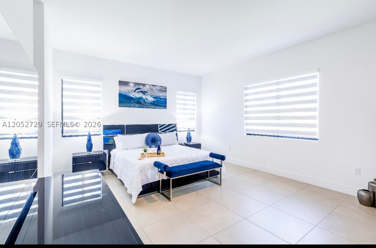 SOUTHERN COVE - Residential