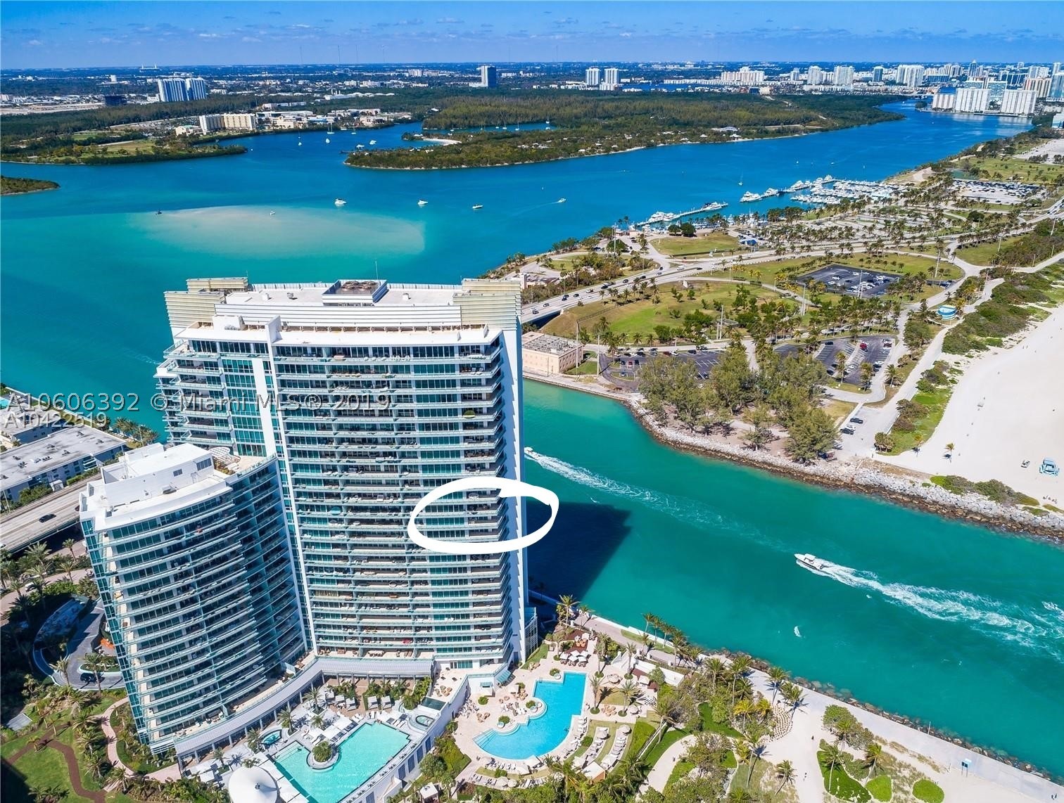 10295 COLLINS AVE RESDNTA - Residential