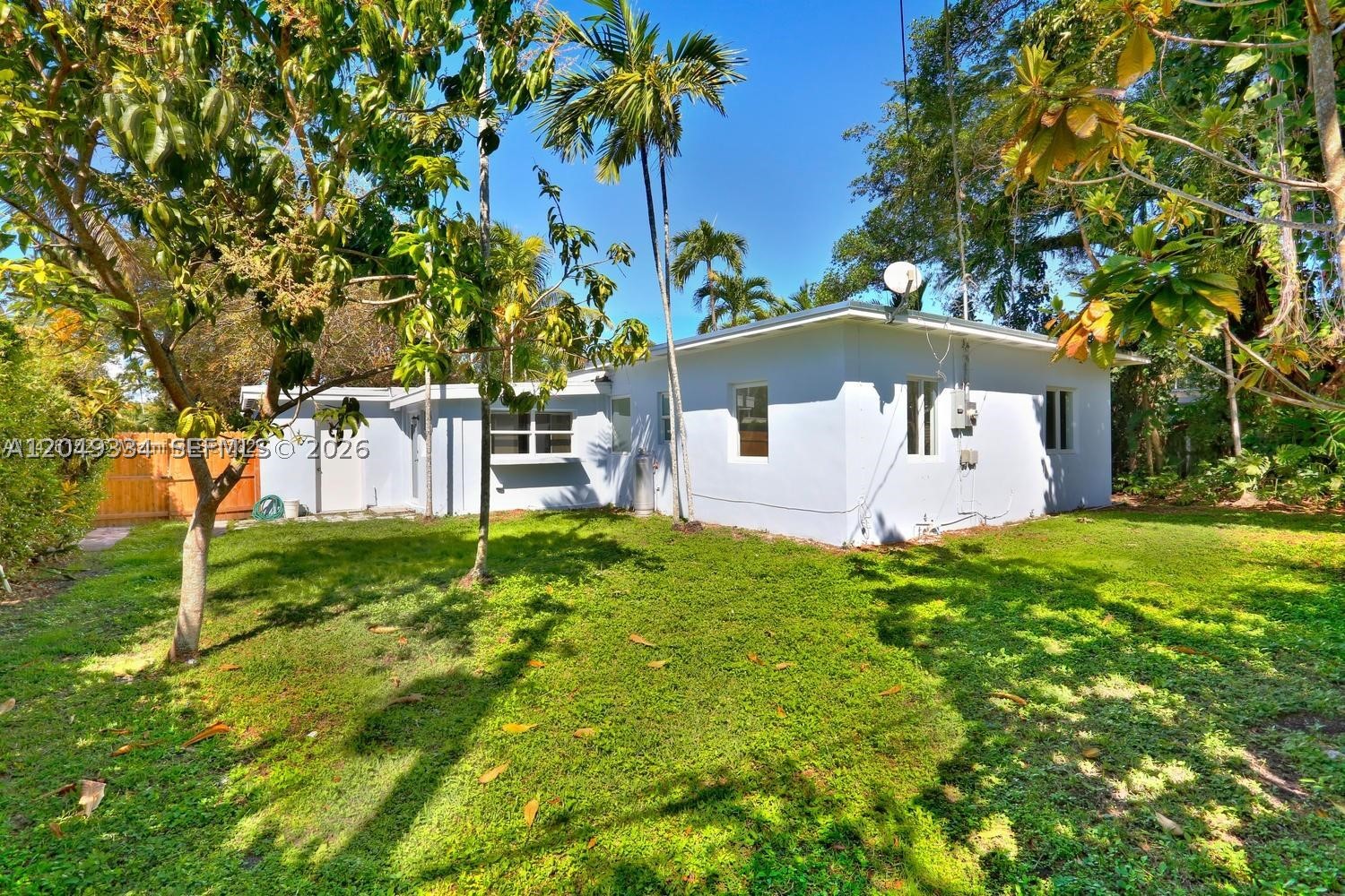 RIVIERA ESTATES 2ND ADDN - Residential Lease