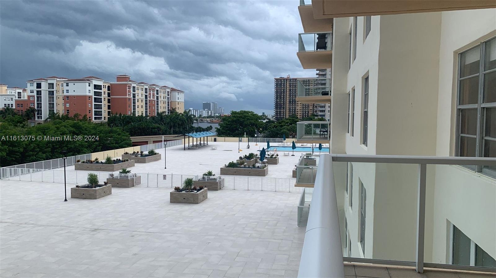 WINSTON TOWER 300 CONDO - Residential Lease