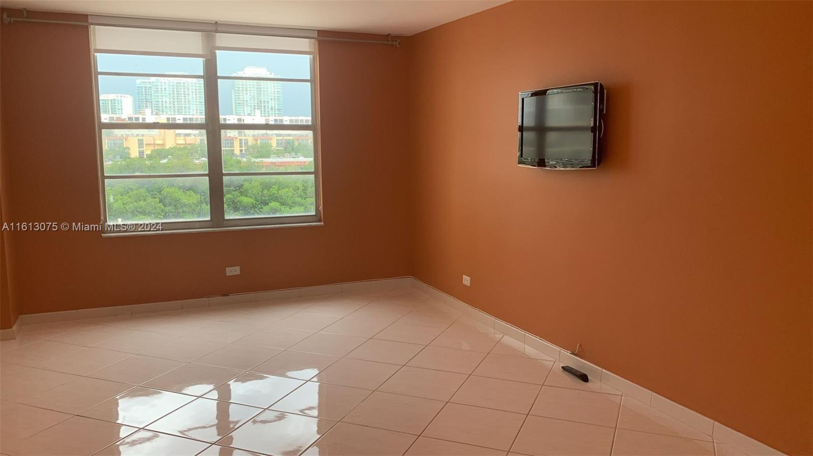 WINSTON TOWER 300 CONDO - Residential Lease