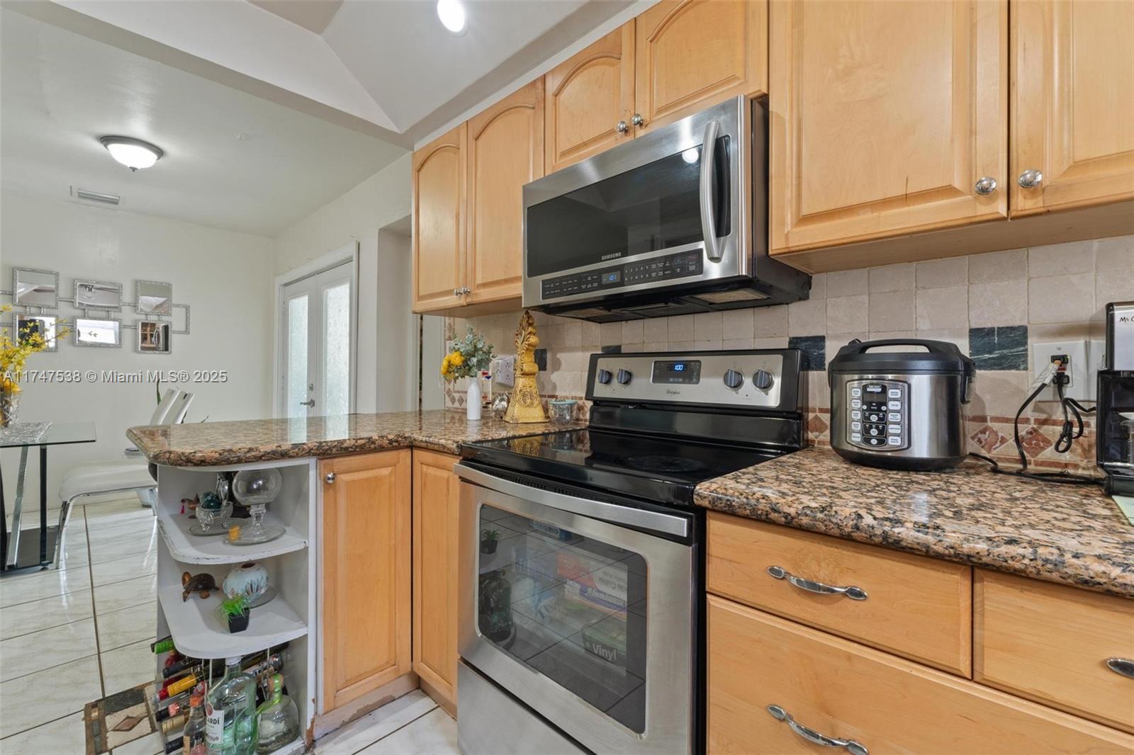 HOLLYWOOD SOUTH SIDE ADD - Residential
