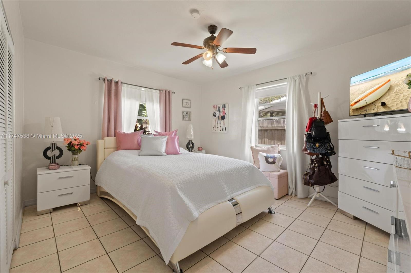 HOLLYWOOD SOUTH SIDE ADD - Residential