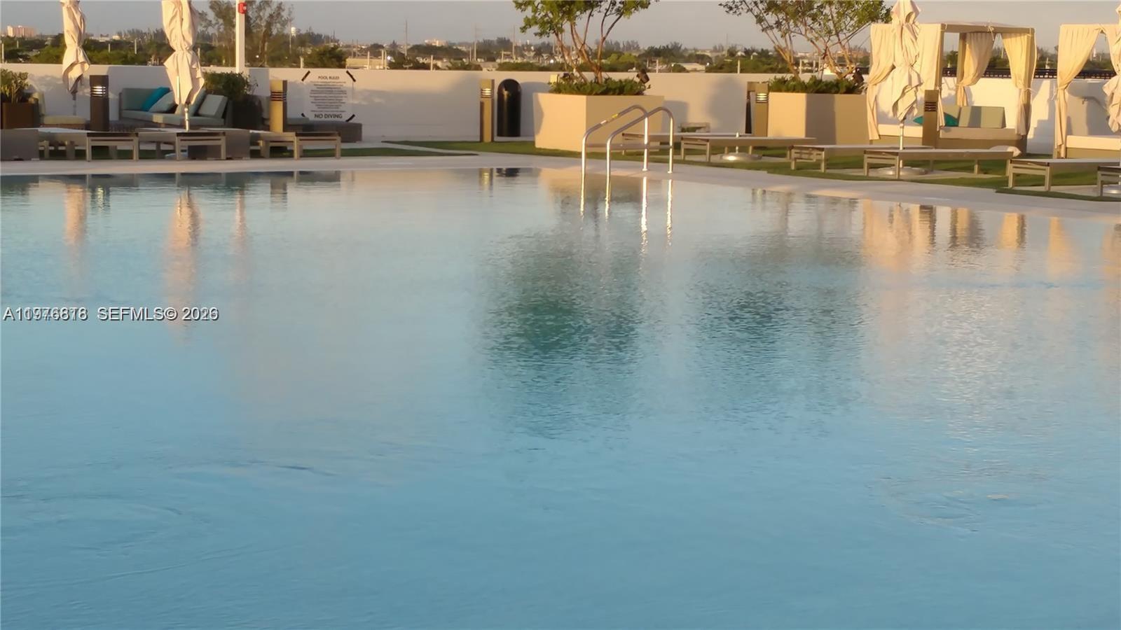 5300 PASEO CONDO - Residential