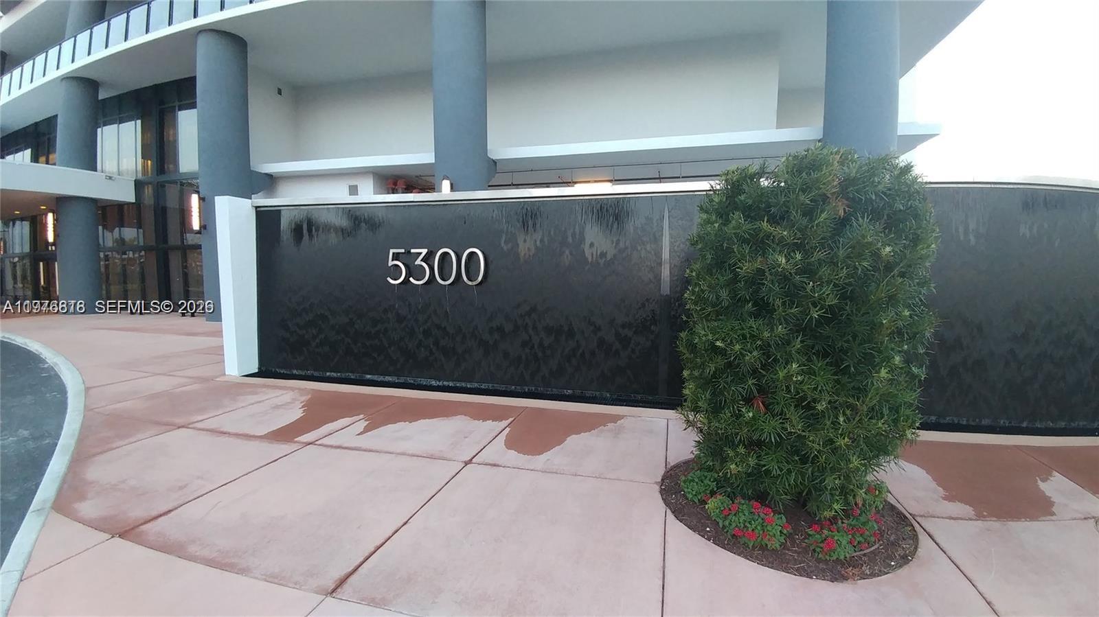 5300 PASEO CONDO - Residential