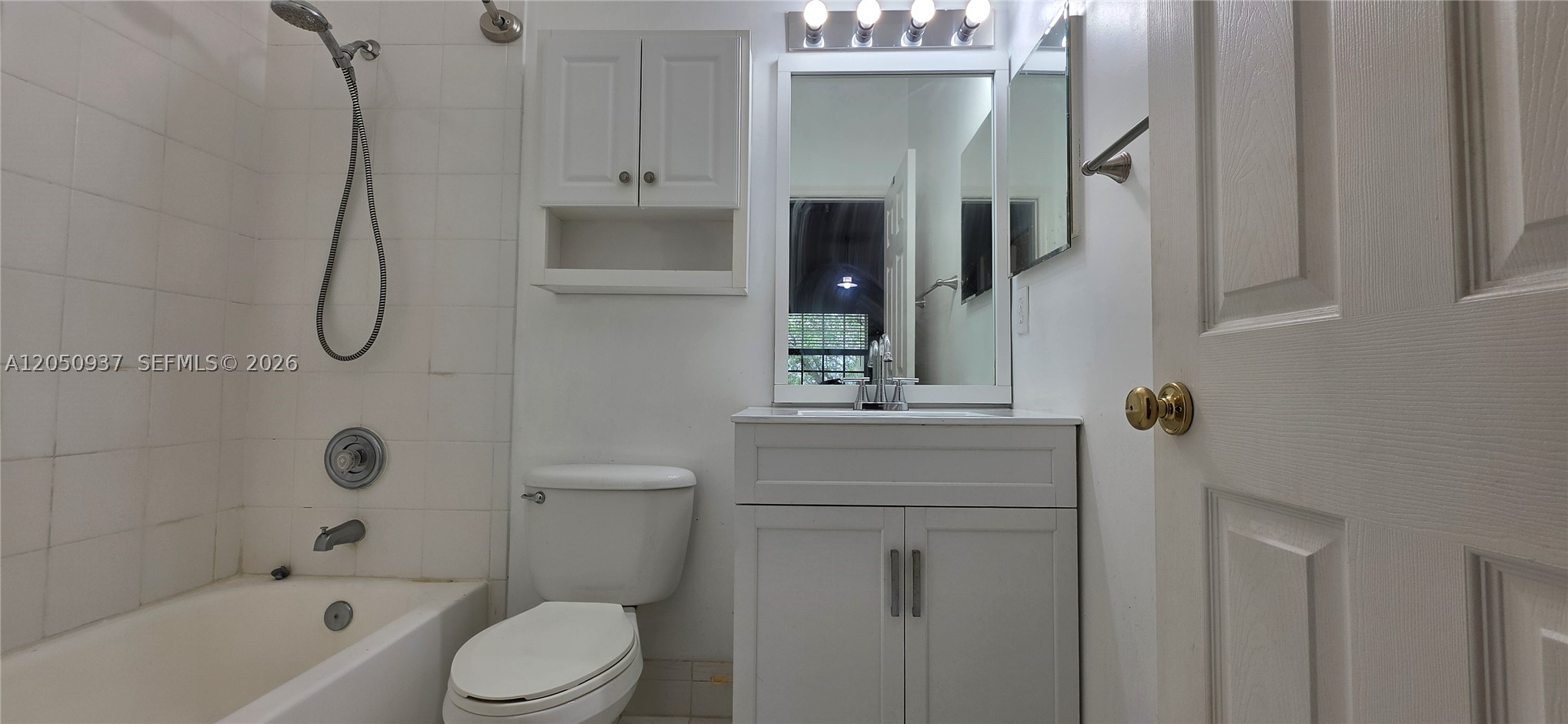 LAS BRISAS AT DORAL CONDO - Residential Lease