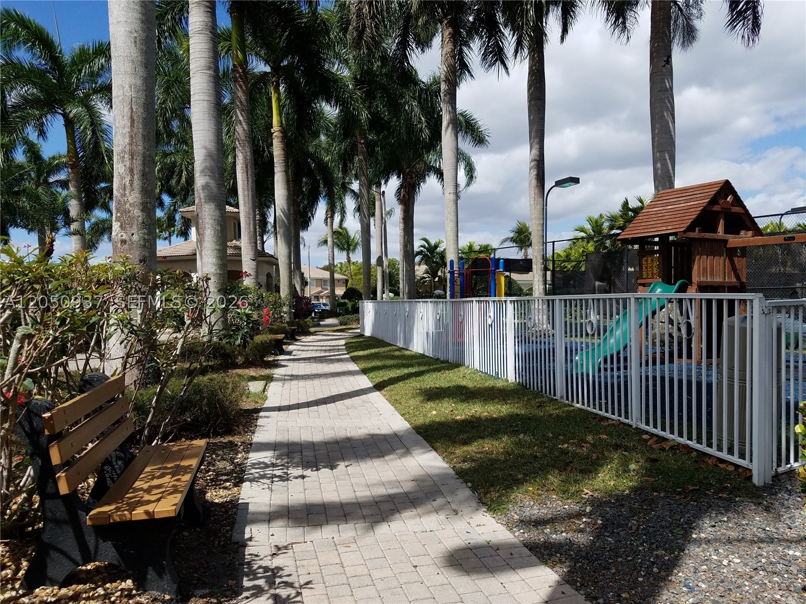 LAS BRISAS AT DORAL CONDO - Residential Lease