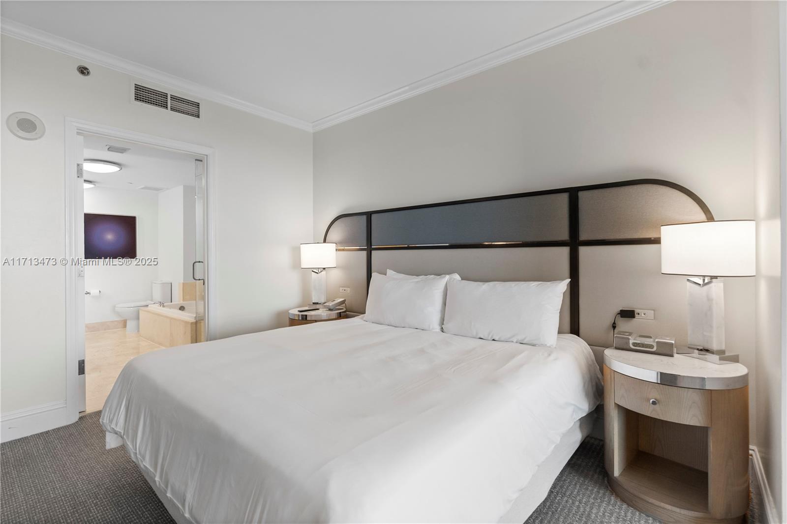 FONTAINEBLEAU II TRESOR - Residential
