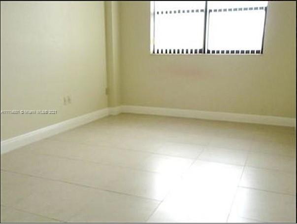 WINSTON TOWERS 600 CONDO - Residential Lease