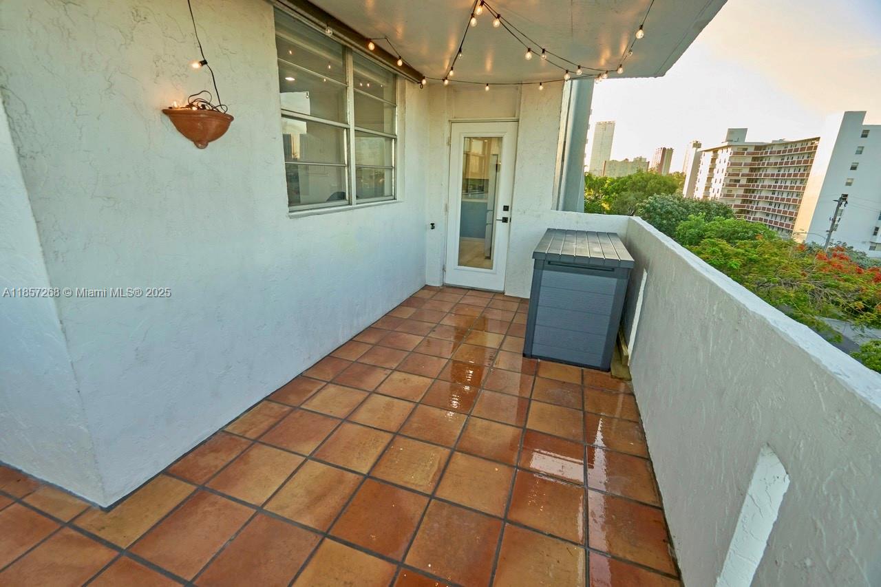 CORAL ISLE WEST CONDO - Residential