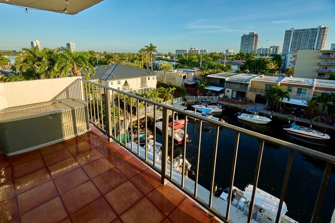 CORAL ISLE WEST CONDO - Residential