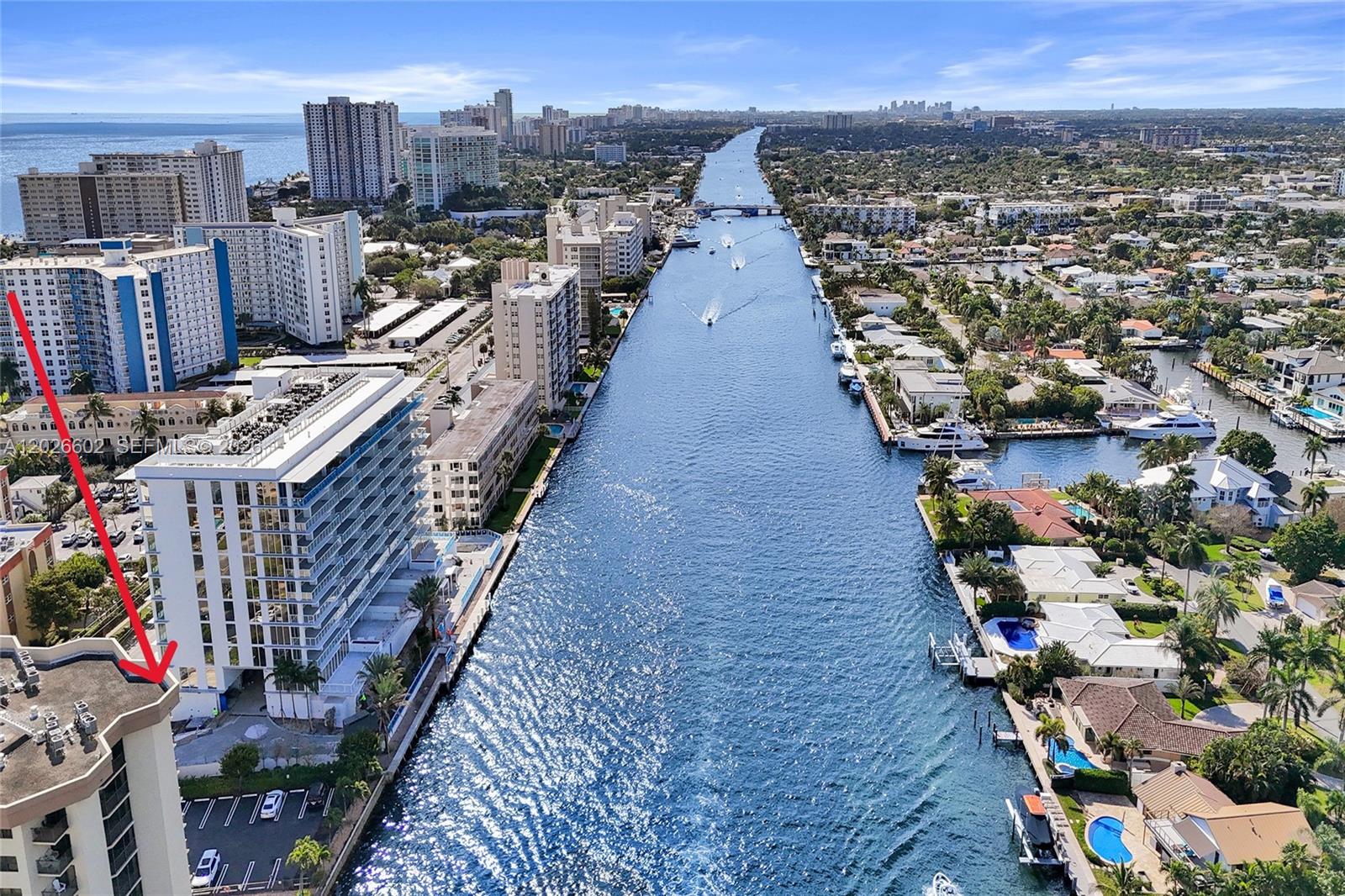 TRITON CONDO - Residential