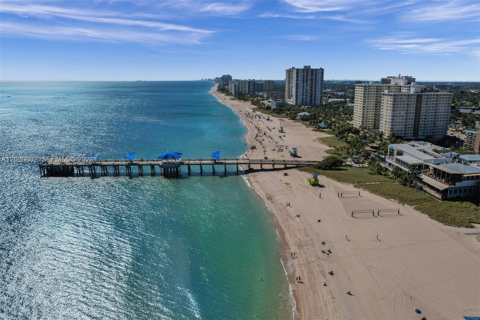 TRITON CONDO - Residential