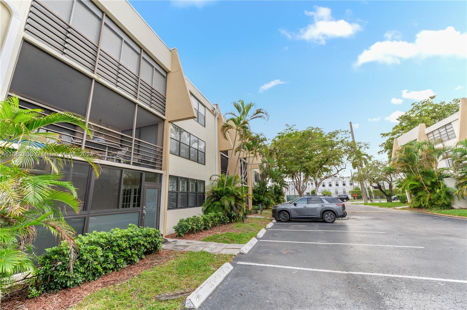 VILLA DORADA CONDO - Residential