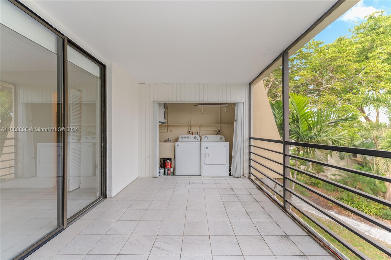 VILLA DORADA CONDO - Residential