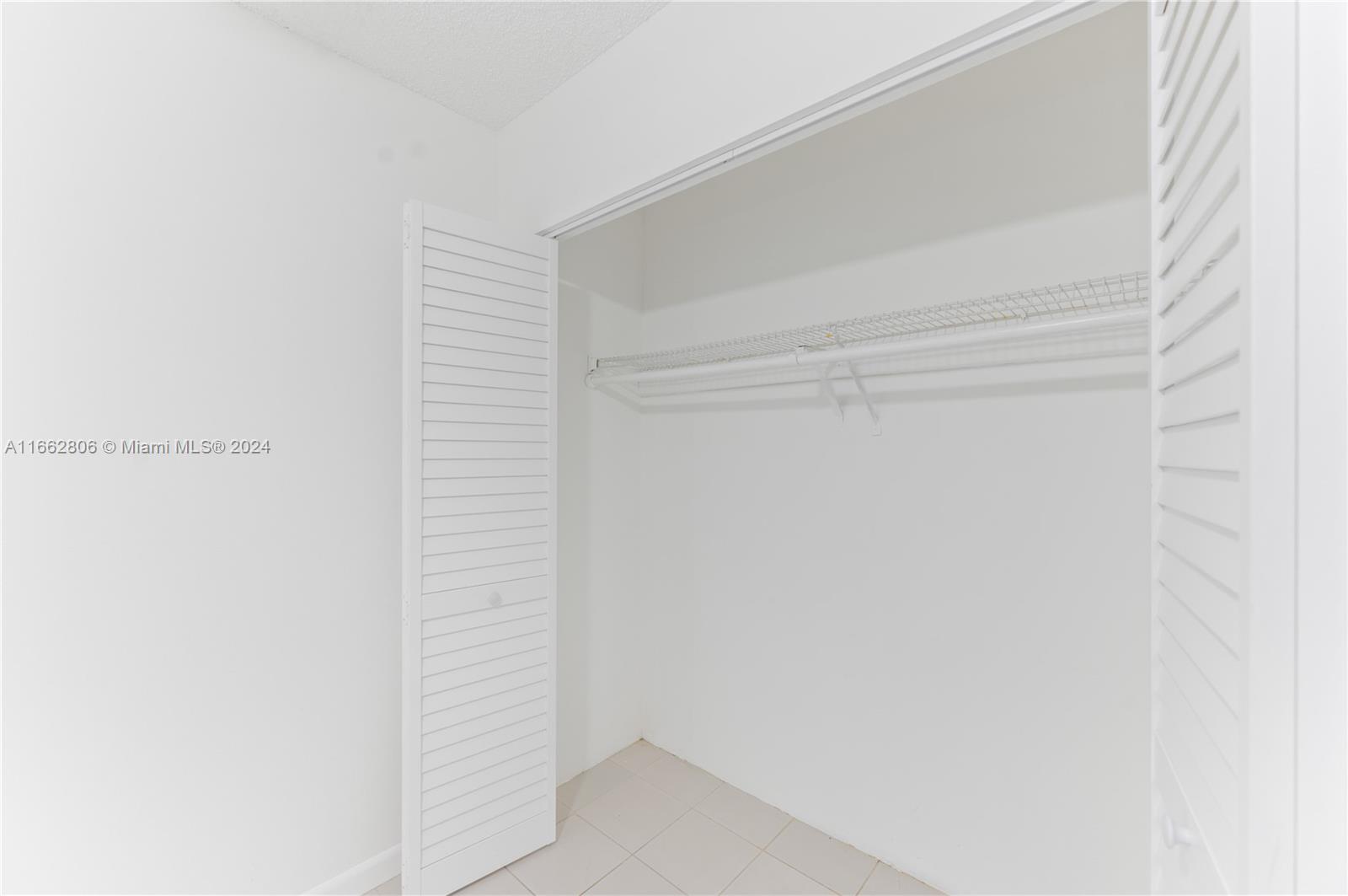 VILLA DORADA CONDO - Residential