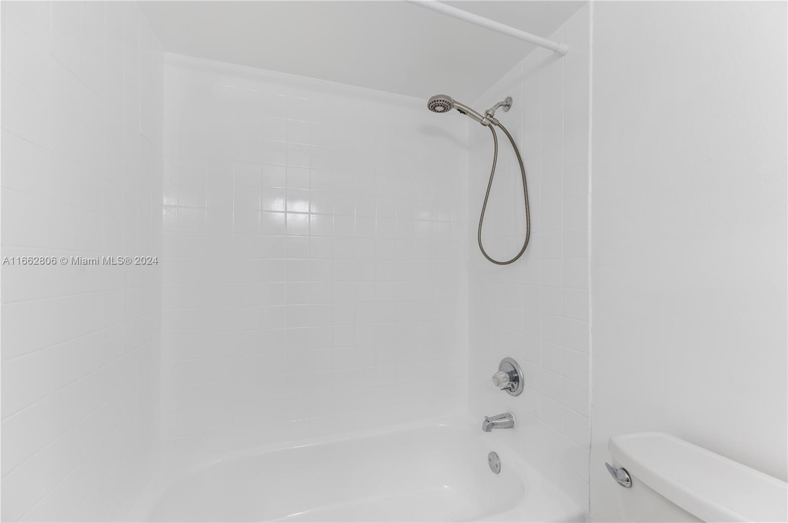 VILLA DORADA CONDO - Residential