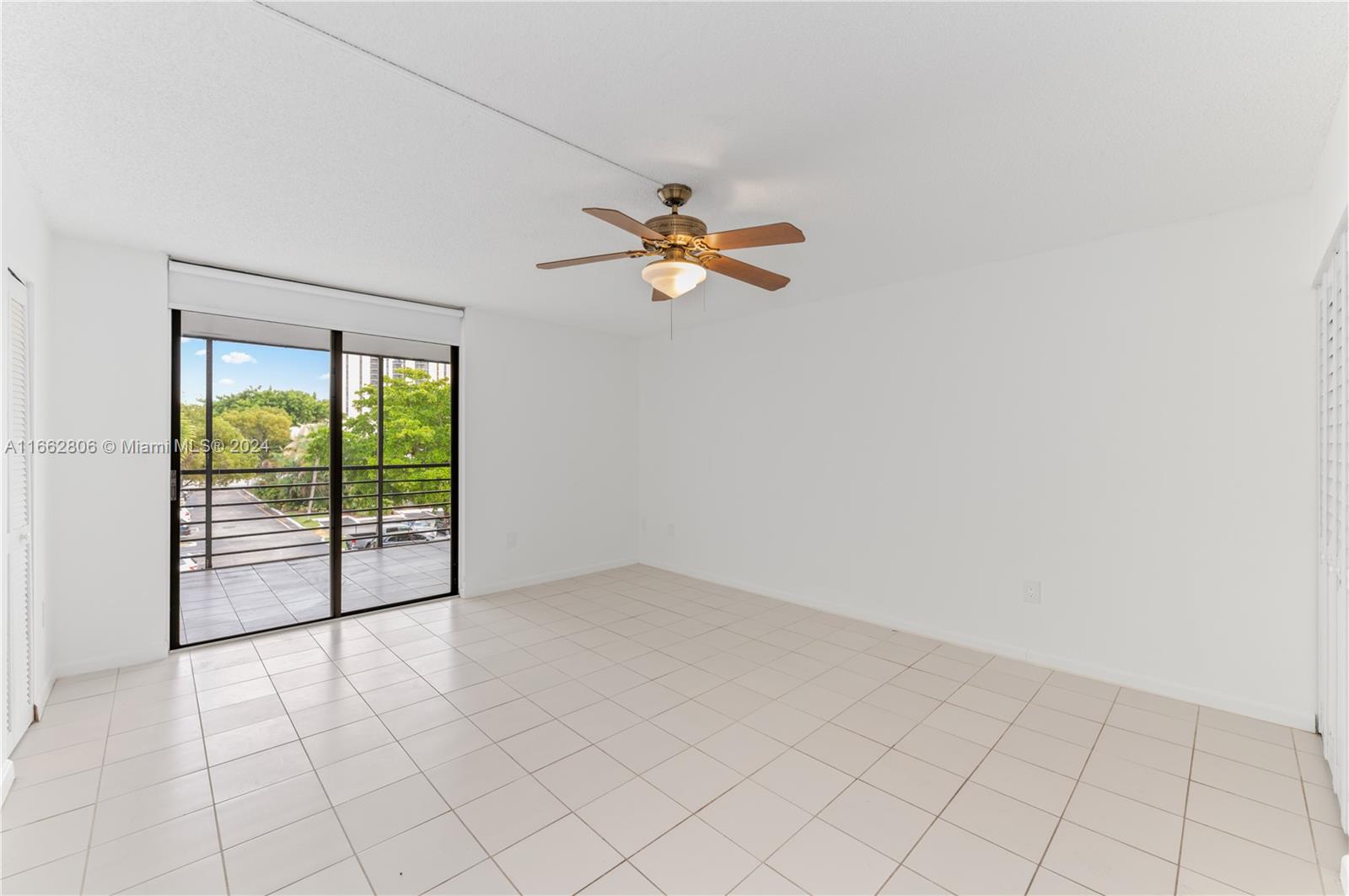 VILLA DORADA CONDO - Residential