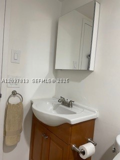 MARK I CONDO - Residential Lease