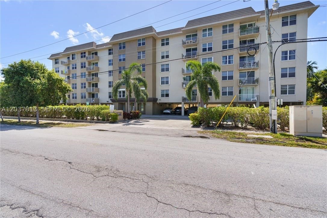 MARK I CONDO - Residential Lease