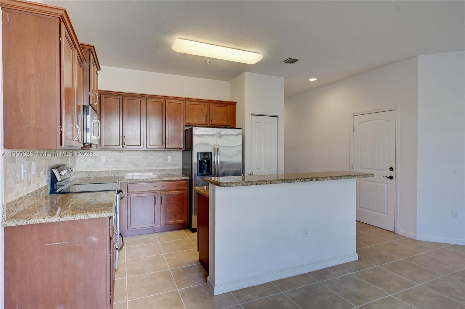 CYPRESS GROVE - Residential Lease