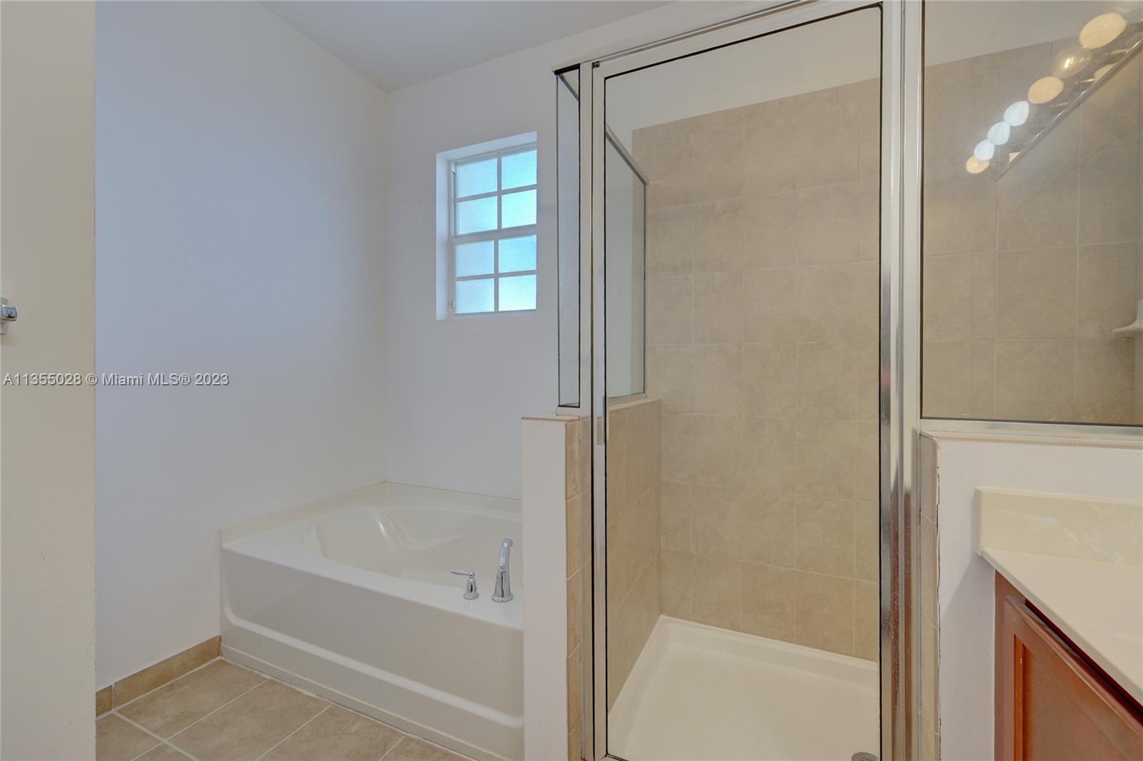 CYPRESS GROVE - Residential Lease