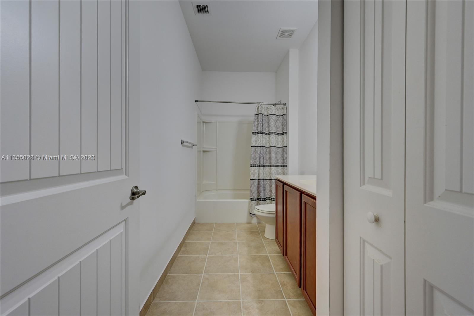 CYPRESS GROVE - Residential Lease