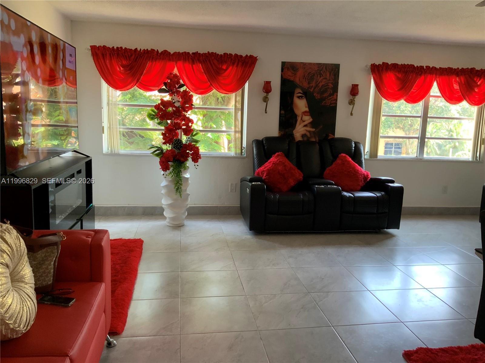 WESTLAND PLAZA GARDENS CO - Residential