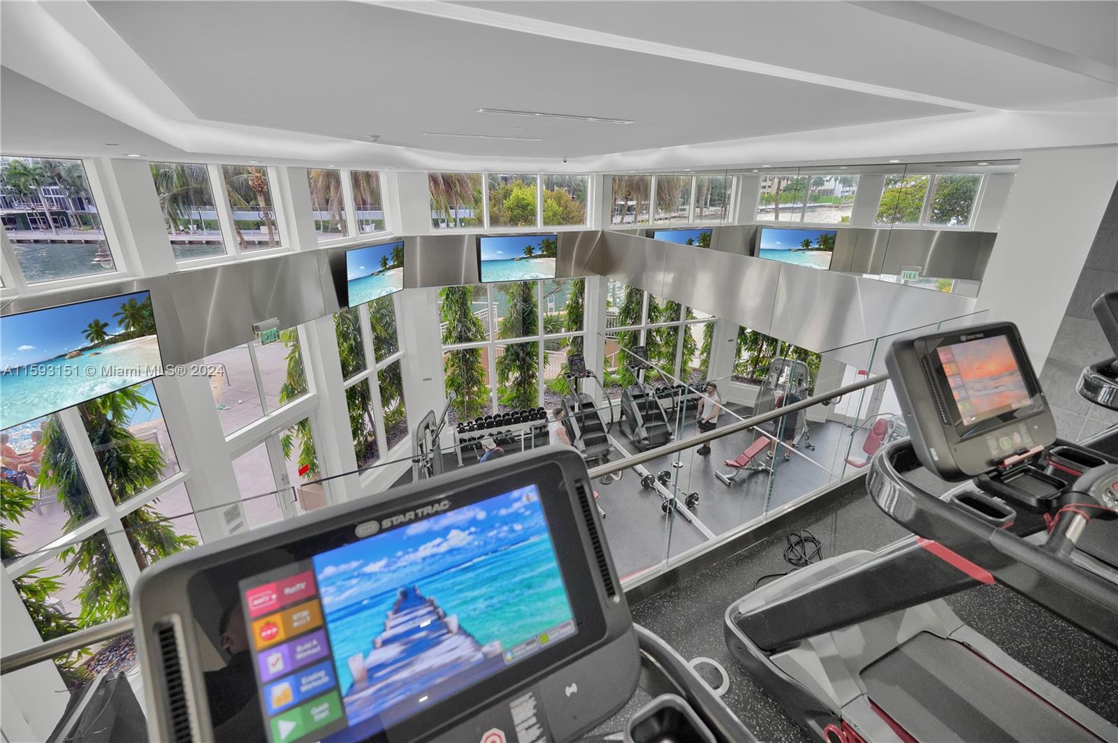 CARBONELL CONDO - Residential Lease