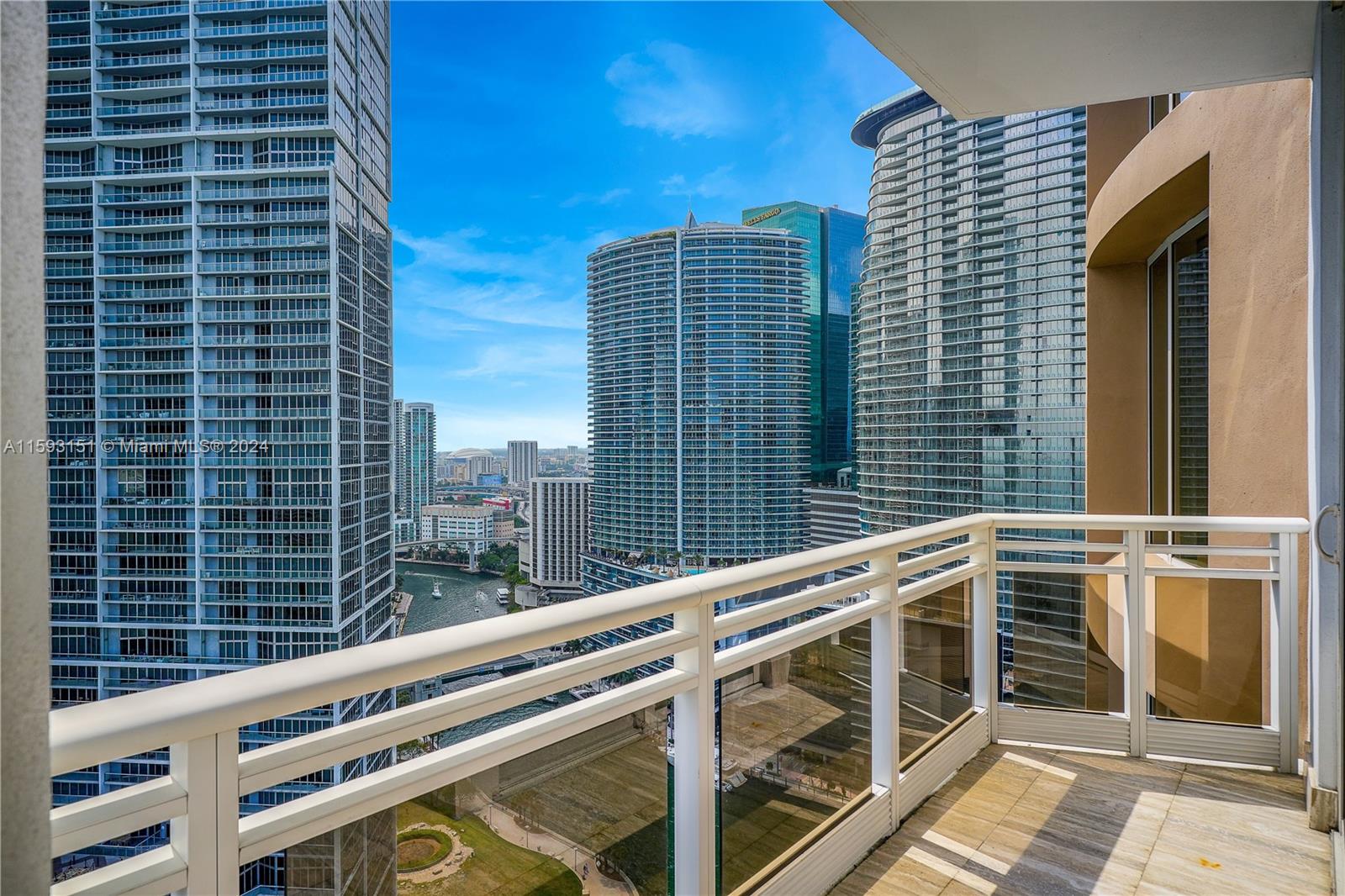 CARBONELL CONDO - Residential Lease
