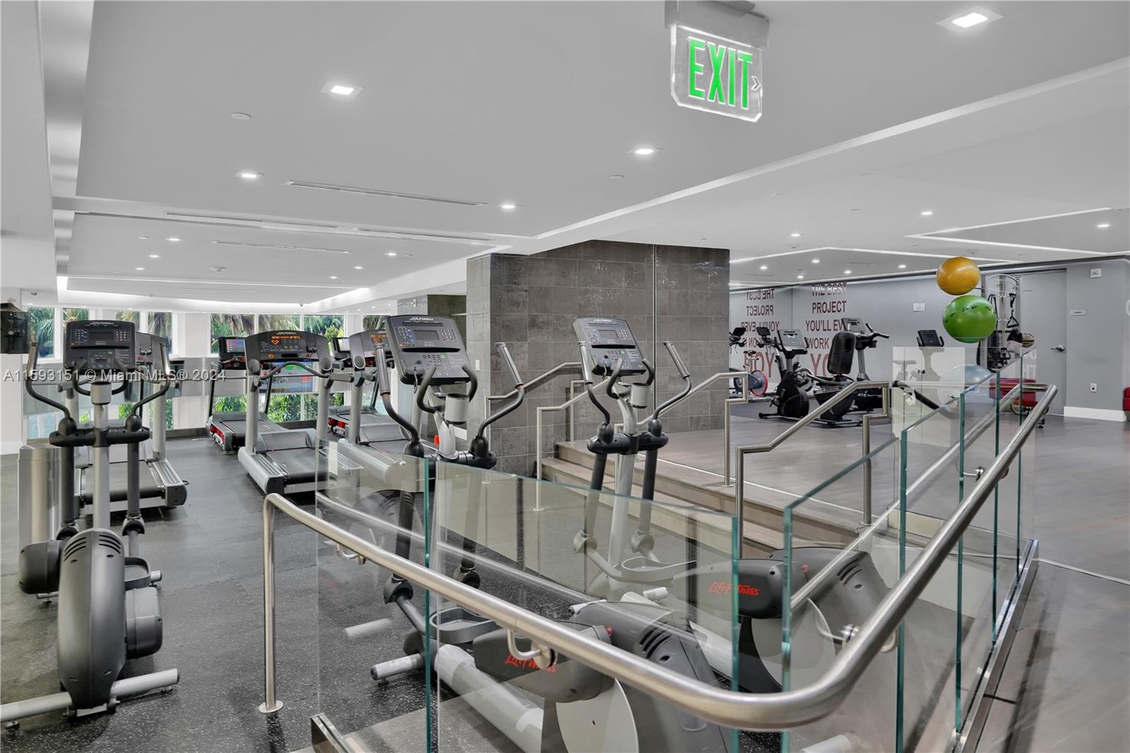 CARBONELL CONDO - Residential Lease