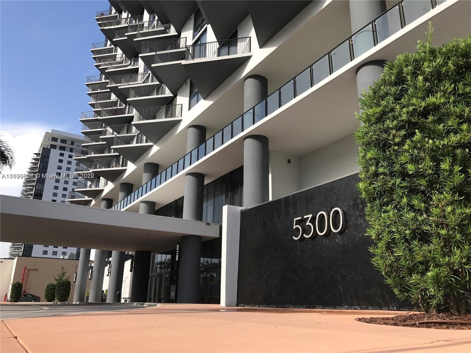 EXCELLENT CONDO LOCATED IN DOWNTOWN DORAL,WHITE PORCELAIN TILE FLOORS THROUGHOUT, THIS UNIT IS A 1 BEDROOM 1 BATH CONDO.BEAUTIFUL KITCHEN WITH QUARTZ COUNTER TOP AND STAINLESS STEEL APPLIANCES. WASHER AND DRYER IN THE UNIT.AMENITIES INCLUDE: INFINITY POOL, GYM, SAUNA, MASSAGE ROOM, CONFERENCE ROOMS, CHILDREN RECREATION ROOM AND MORE. VALET PARKING SERVICE 24/7. THE CONDOMINIUM INCLUDES WATER, CABLE AND INTERNET. GREAT LOCATION, JUST STEPS AWAY FROM SHOPS, RESTAURANTS, A + SCHOOL AND PUBLIX SUPERMARKET. CLOSE TO MIAMI INTERNATIONAL AIRPORT. FLORIDA TURNPIKE AND PALMETTO EXPRESSWAY. !!!Tenant must have 650+ credit score (by association requirement)