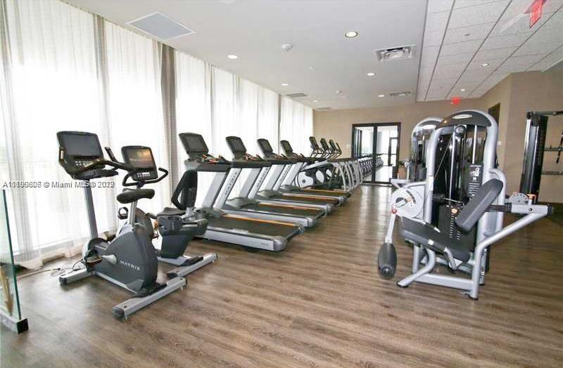 5300 PASEO CONDO - Residential Lease